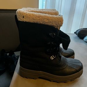 Sorel winter boots size 10 worn once excellent condition very warm